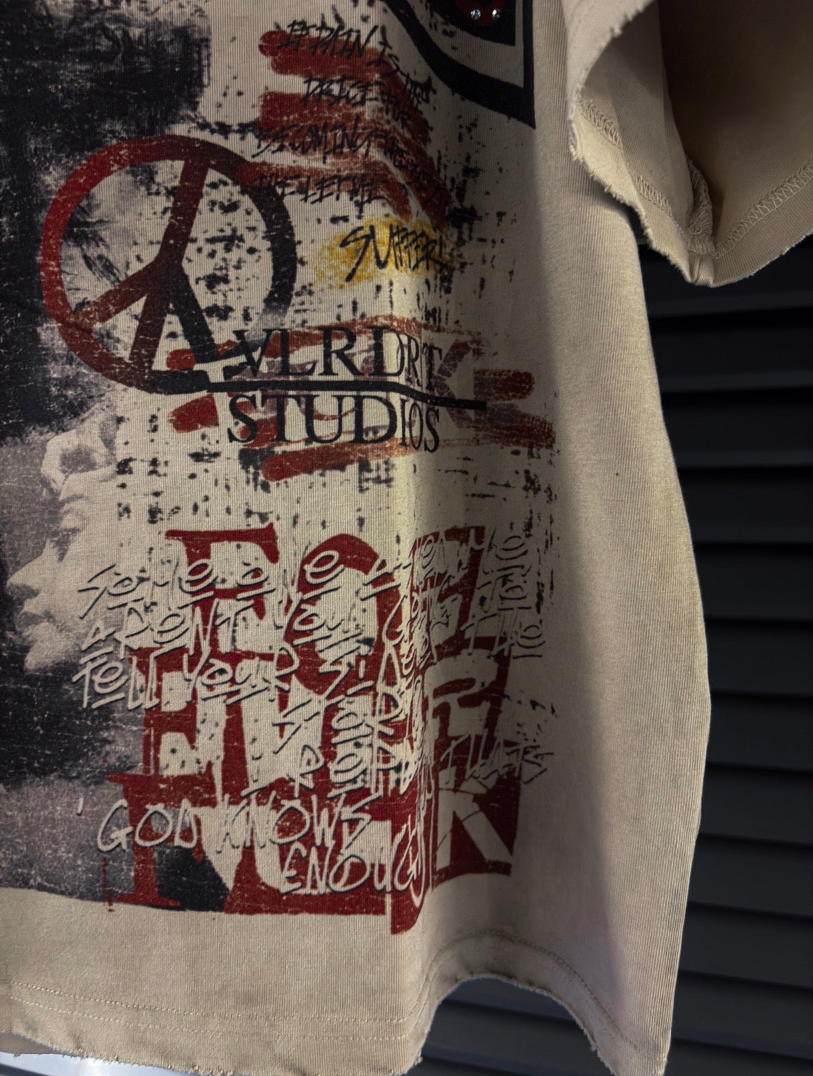 VINTAGE CHAOS TEE
